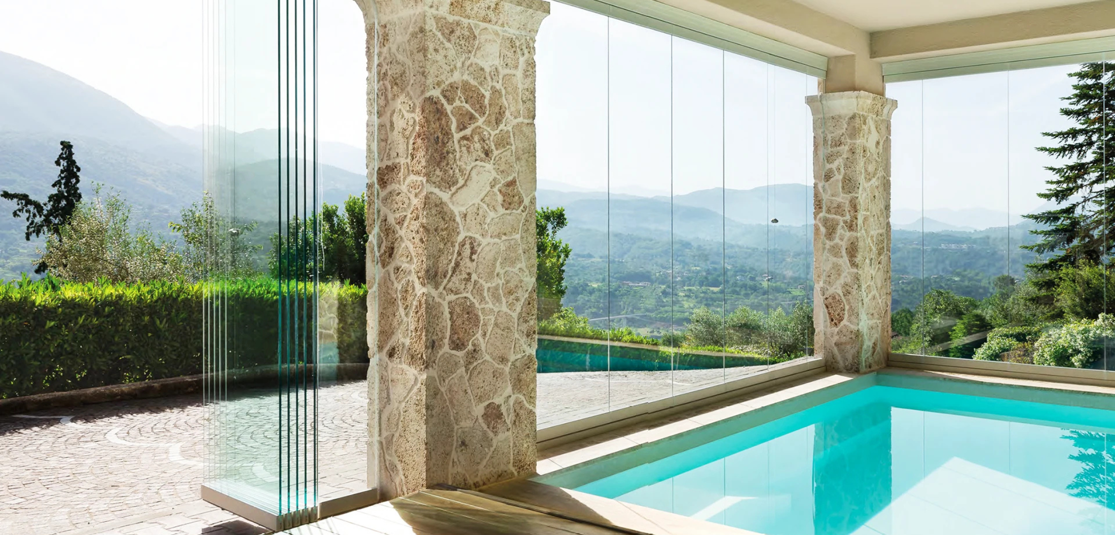 Vetrate panoramiche e scorrevoli vetrate panoramiche